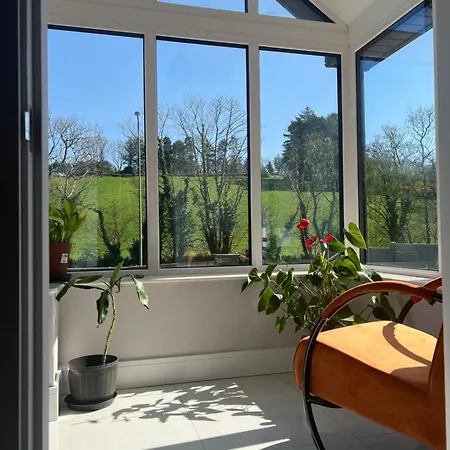 In בית נופש *